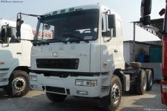 華菱重卡 375馬力 6X4 牽引車(HN4250P41C2M3)