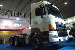 廣汽日野 700系列重卡 380馬力 6X4 牽引車(chē)(YC4250SS9PK)